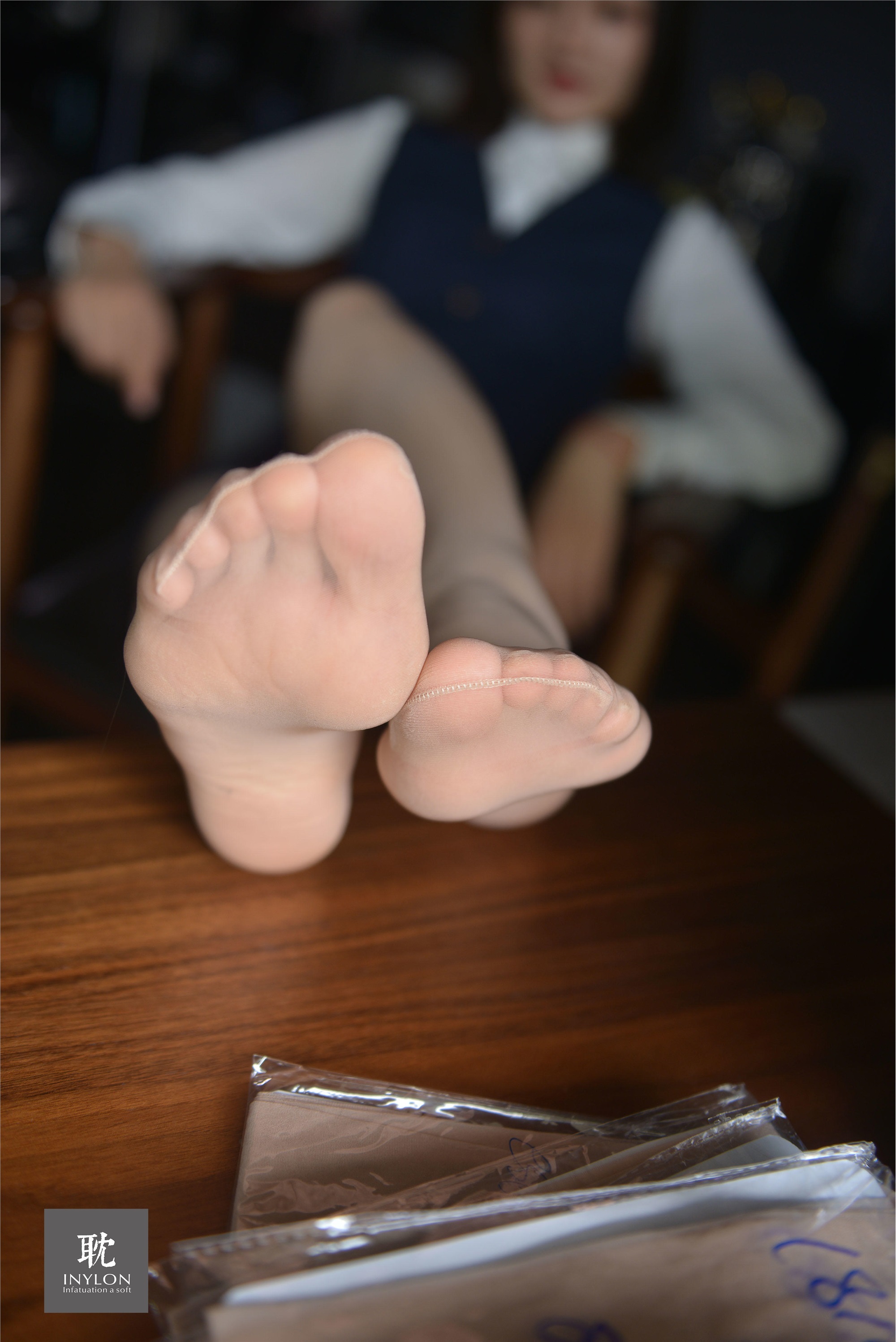 IESS异思趣向《普惠集241》- 模特：格格《穿上袜子的小心思》